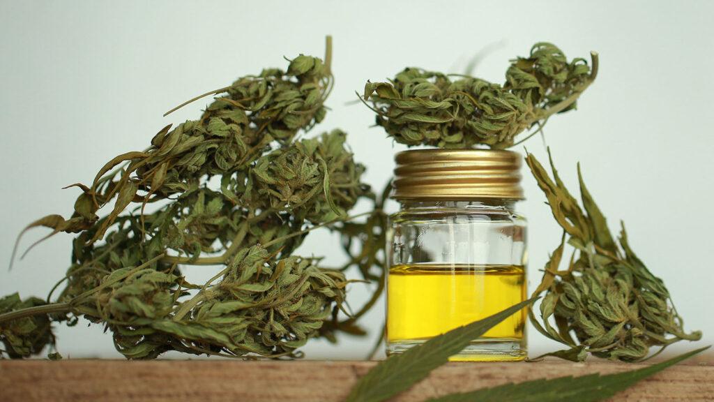 How to make cannabis-infused oils